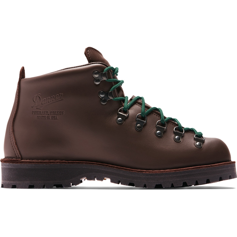 Chocolate Men's Danner Mountain Light II Hiking Boots | LCEYZUN-72