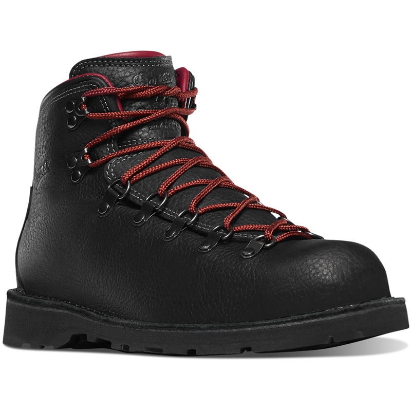 Black Men's Danner Mountain Pass Hiking Boots | TPJNBYZ-38