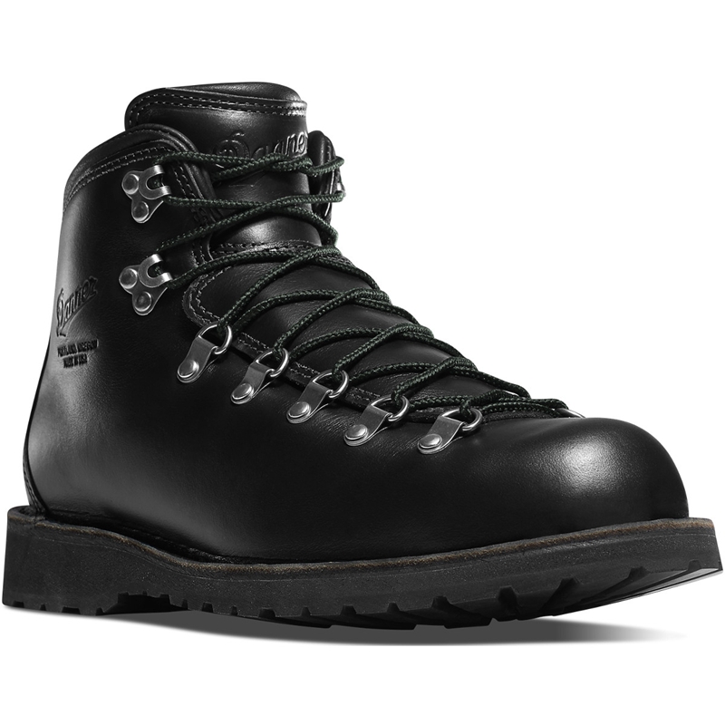 Black Men's Danner Mountain Pass Hiking Boots | YWADJKQ-04