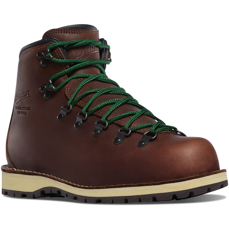 Brown Men's Danner Mountain Pass Hiking Boots | CTBZDVA-94