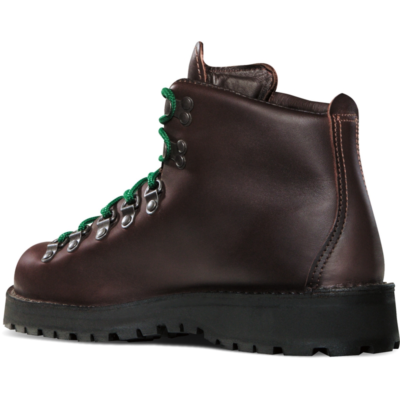 Chocolate Men's Danner Mountain Light II Hiking Boots | LCEYZUN-72